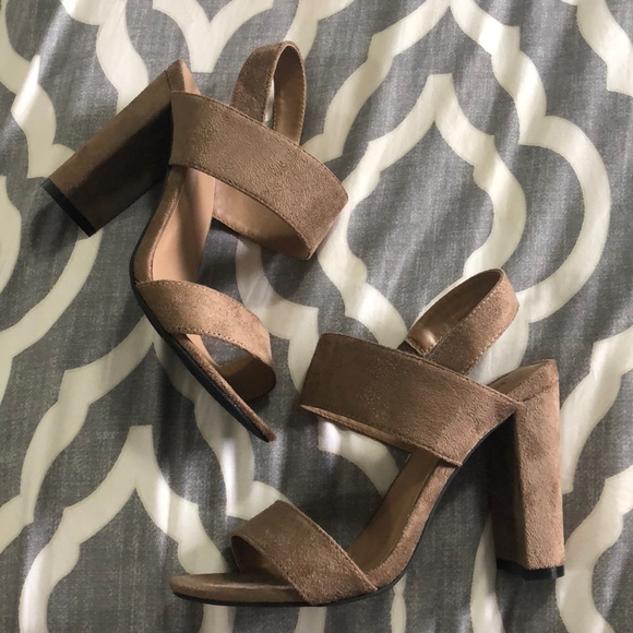 Charlotte Russe Heels - Picture 1 of 1